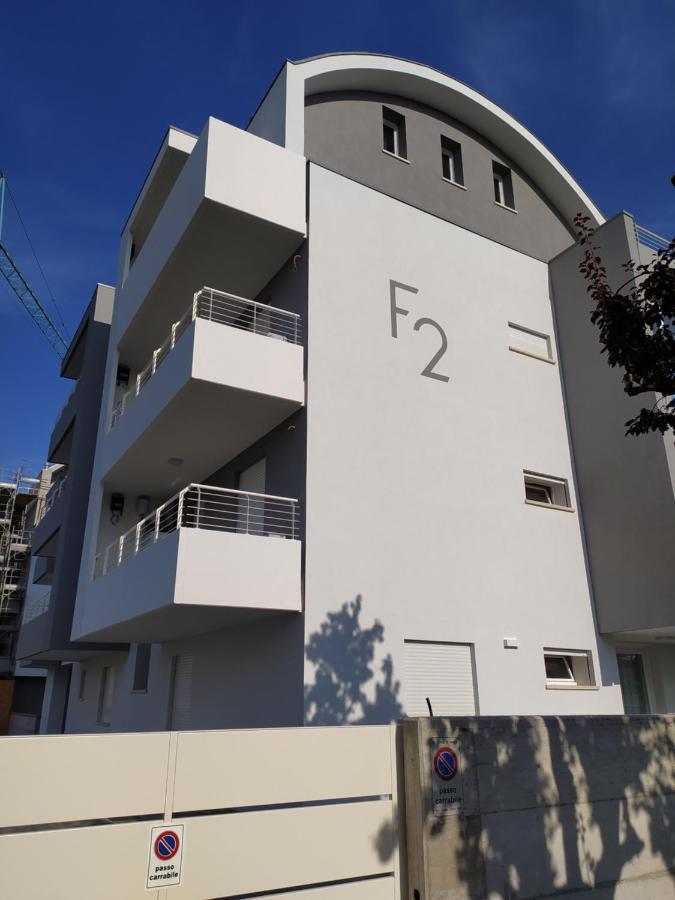 Jesolo Appartamenti F2 - Black And White Exterior photo
